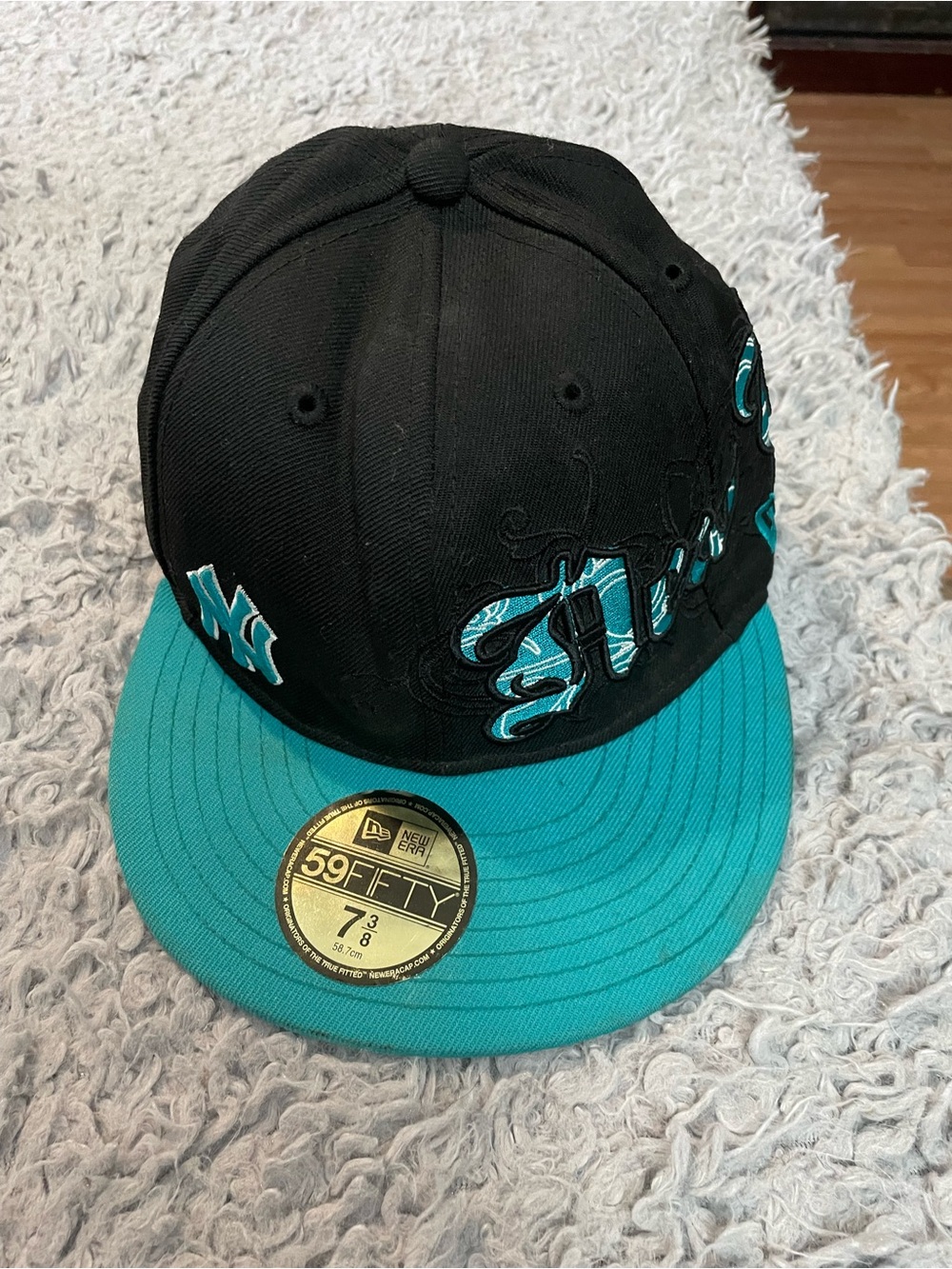 New Era 59FIFTHY men’s/women’s/kids official New York fitted hat 7 3/8